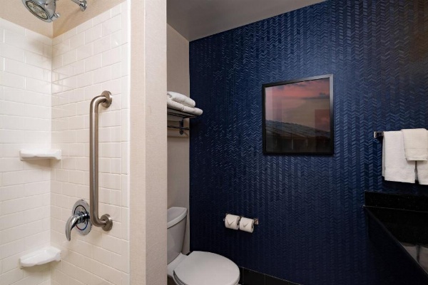 Fairfield Inn & Suites by Marriott New Bedford image 11