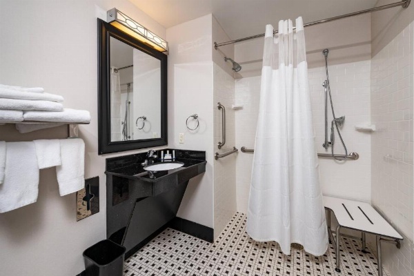 Fairfield Inn & Suites by Marriott New Bedford image 18