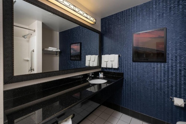 Fairfield Inn & Suites by Marriott New Bedford image 9